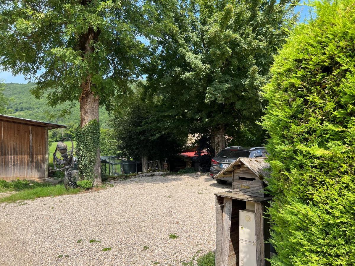 Bed and Breakfast Les Granges de l'Eblouaz à Saint-Rambert-en-Bugey Extérieur photo