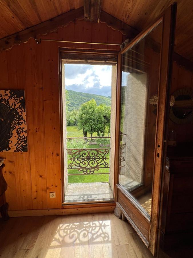 Bed and Breakfast Les Granges de l'Eblouaz à Saint-Rambert-en-Bugey Extérieur photo