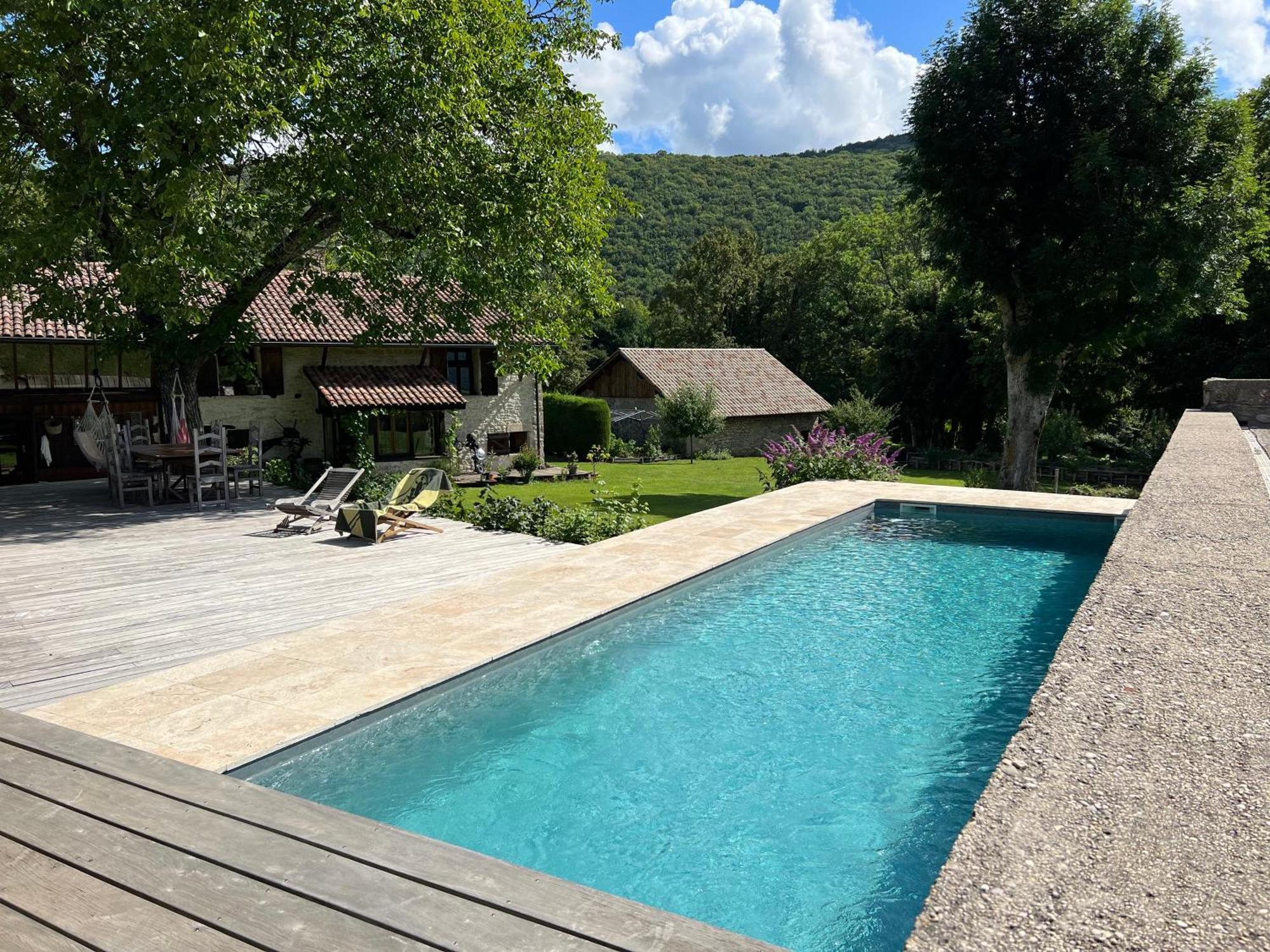 Bed and Breakfast Les Granges de l'Eblouaz à Saint-Rambert-en-Bugey Extérieur photo
